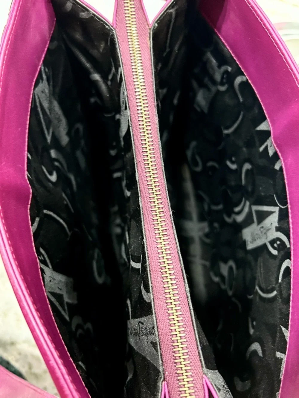 Salvatore Ferragamo Authentic Deep Purple Leather Structured Shoulder Bag - Picture 10 of 14